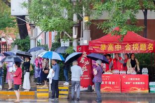 海港新闻官：今晚对阵泰山赛前，将为颜骏凌办中超300场仪式